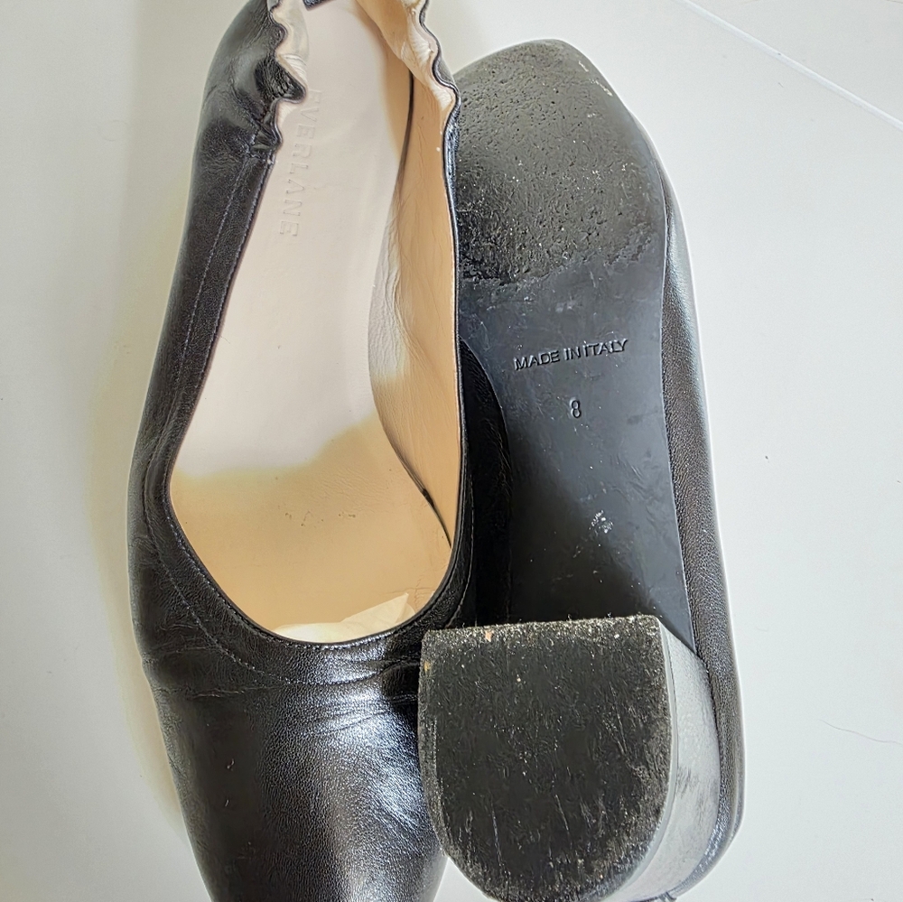 Everlane Black Leather Block Heel Pumps - Picture 11 of 11